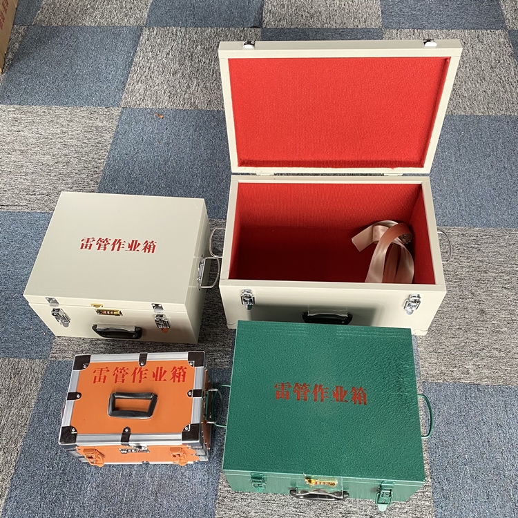 肥东爆破工程作业箱如何选择？玻璃钢与传统材质的全面对比